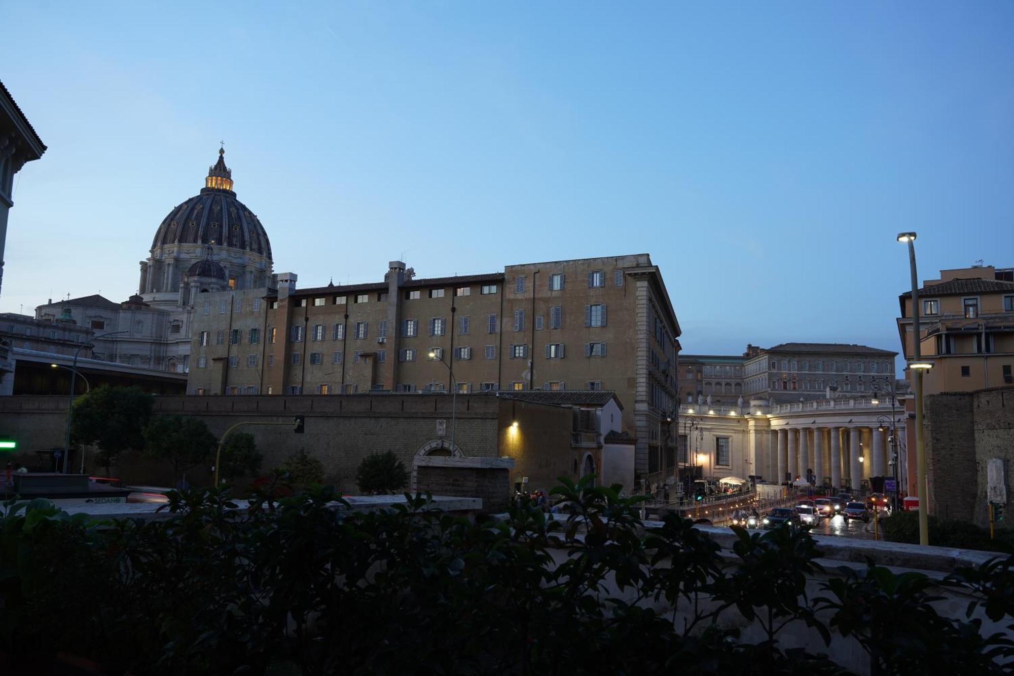 Lux Vatican Suite In Front Of Saint Peter! Rome Luaran gambar